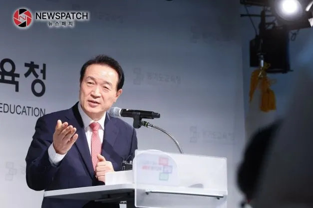 임태희 경기도교육감이 21일 의정부 호원초등학교 사안관련 조사결과를 발표하고 있다 임태희 경기도교육감이 21일 의정부 호원초등학교 사안관련 조사결과를 발표하고 있다